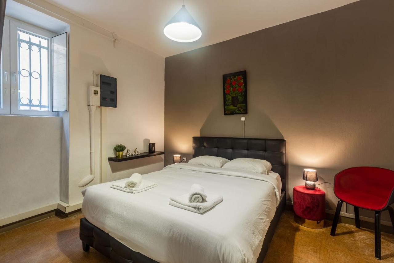 Charming Apartment In The Heart Of Plaka Aten Exteriör bild